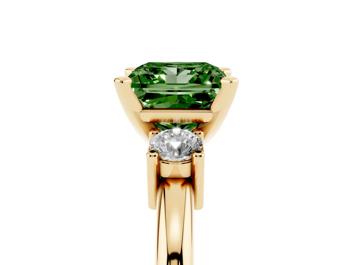 Fancy Green Three-Stone Princess Cut Cut Diamond Solitaire with Prong Setting and Classic Band Yellow gold
