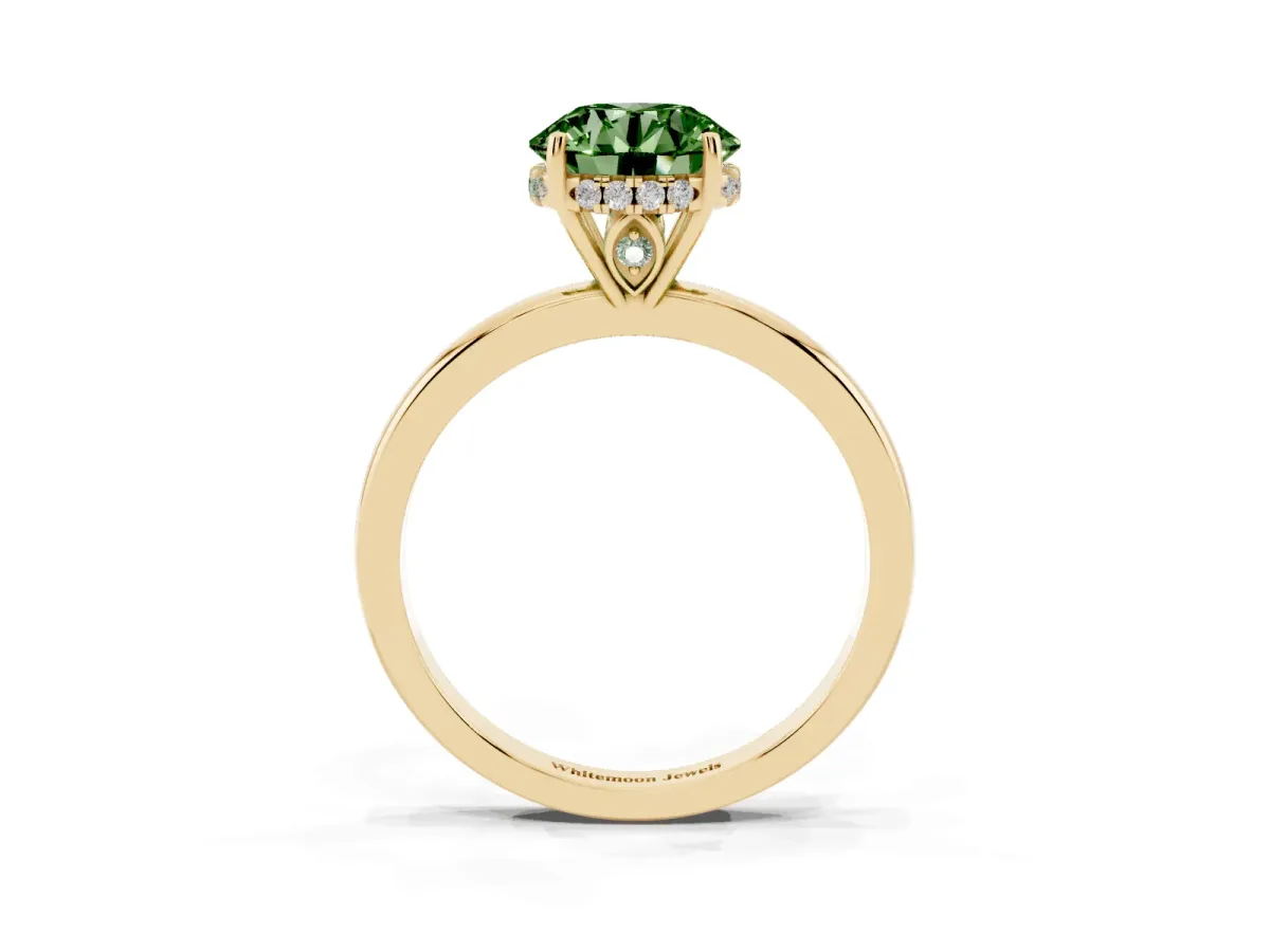 Fancy Green Round Cut Solitaire Diamond Ring with Prong Setting and Plain Band Yellow gold