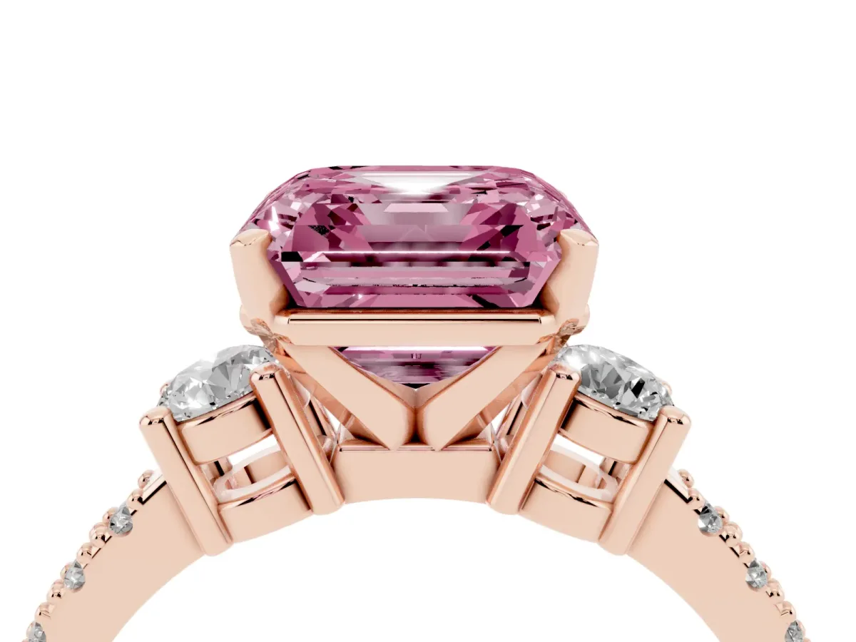 Fancy Pink Asscher Cut Three-Stone Diamond Pavé Band with Prong Setting Rose gold