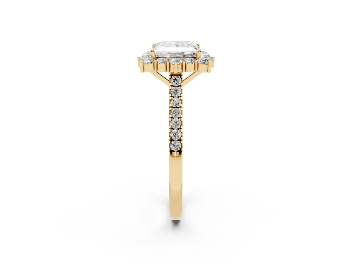Princess Cut Halo Diamond Ring with Pavé Band and Prong Setting Yellow gold