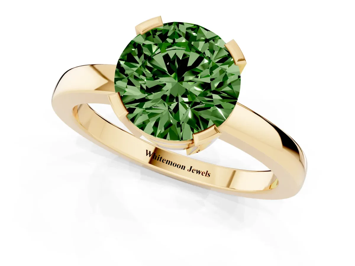 Fancy Green Round Cut Cut Solitaire Ring with Four-Prong Setting and Classic Band Yellow gold