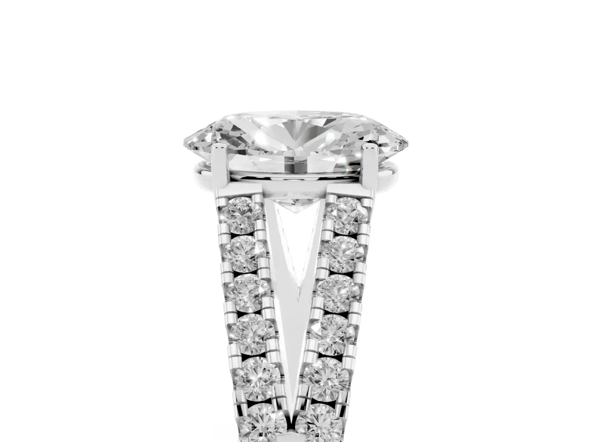 Oval Cut Diamond Split Shank Pavé Engagement Ring with Four-Prong Setting Platinum