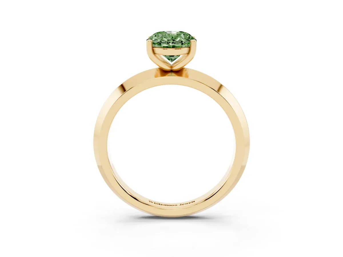 Fancy Green Oval Cut Cut Solitaire Engagement Ring with Flat Band and Four-Prong Setting Yellow gold