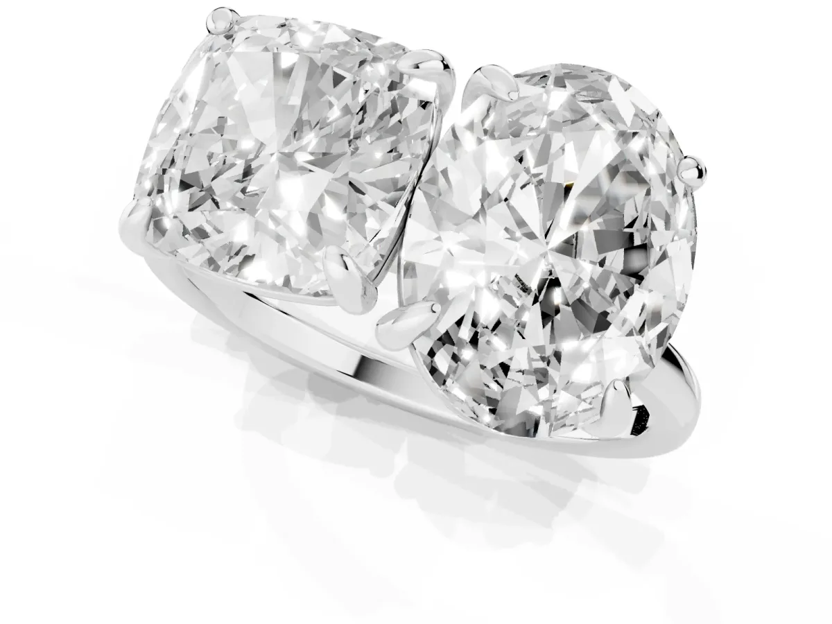 Oval and Cushion Toi Moi Ring with Prong Setting and Plain Band Silver