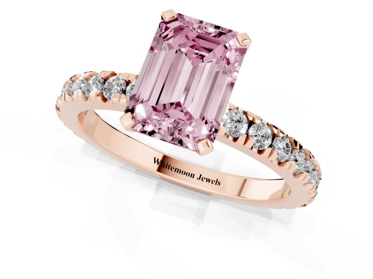 Fancy Pink Emerald Cut Diamond Pavé Band Solitaire with Four-Prong Setting Rose gold