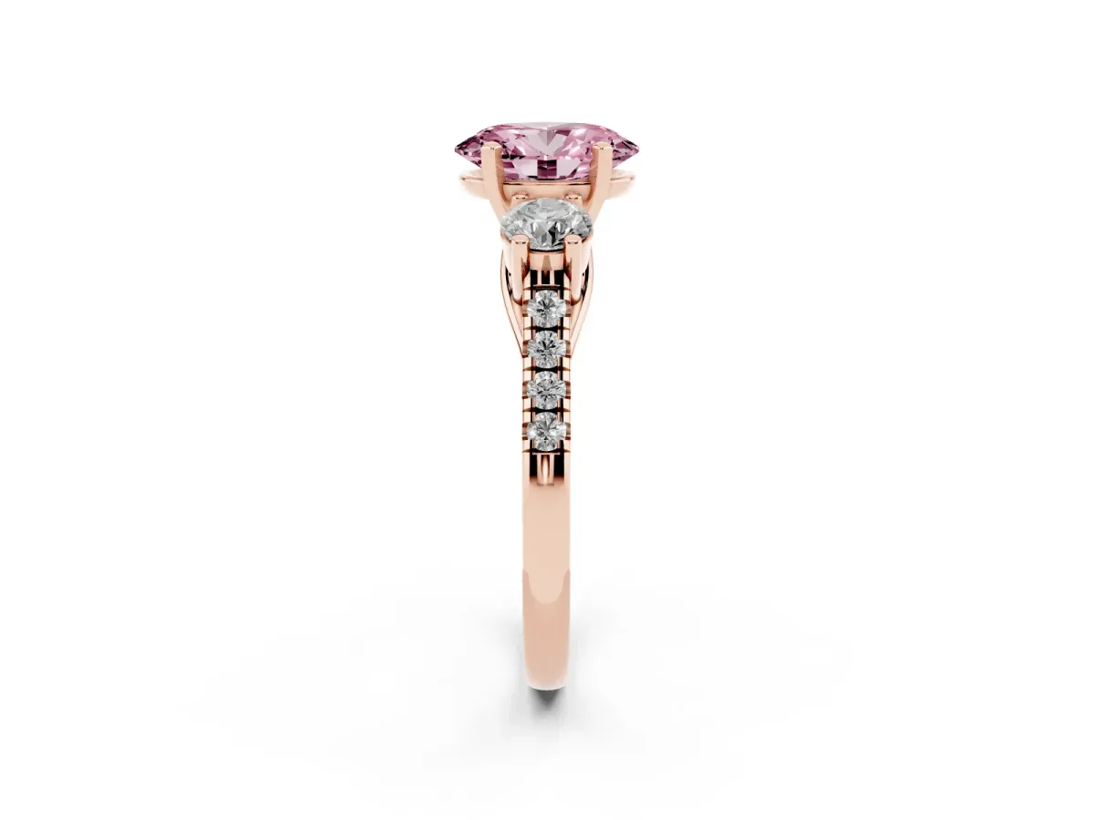 Fancy Pink Three-Stone Oval Cut Diamond Pavé Band with Four-Prong Setting Rose gold
