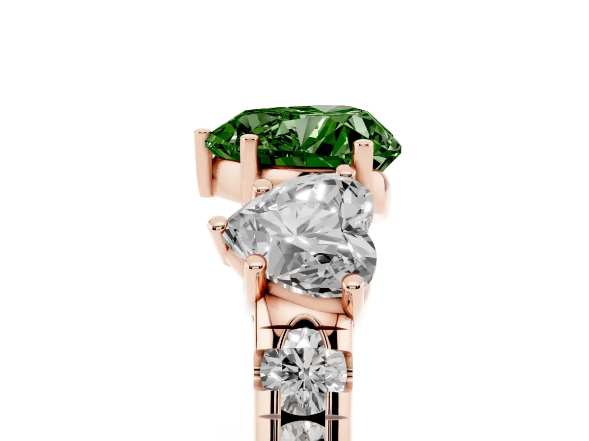 Fancy Green Three-Stone Heart Cut Diamond Pavé Band with Prong Setting Rose gold