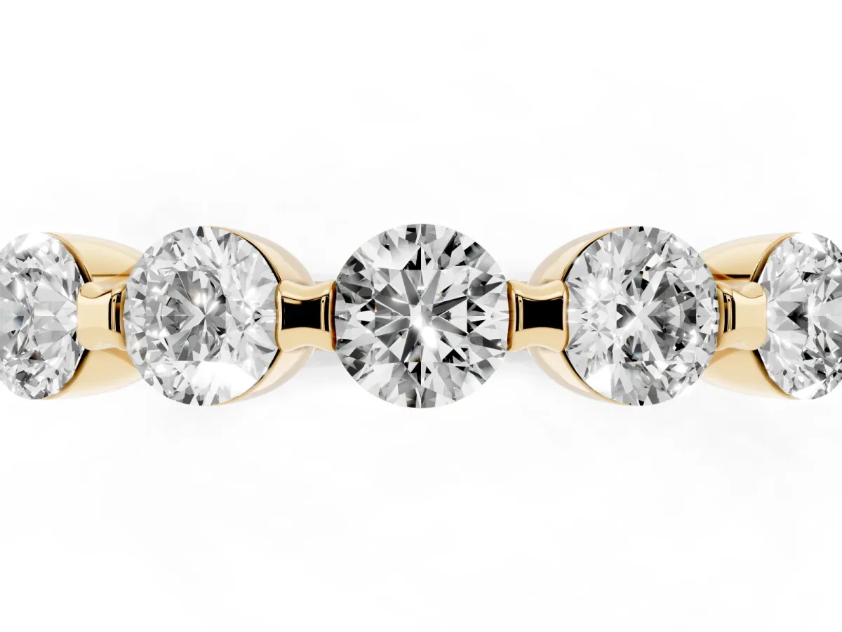 Five-Stone Round Cut Diamond Prong-Set Half Eternity Band Yellow gold