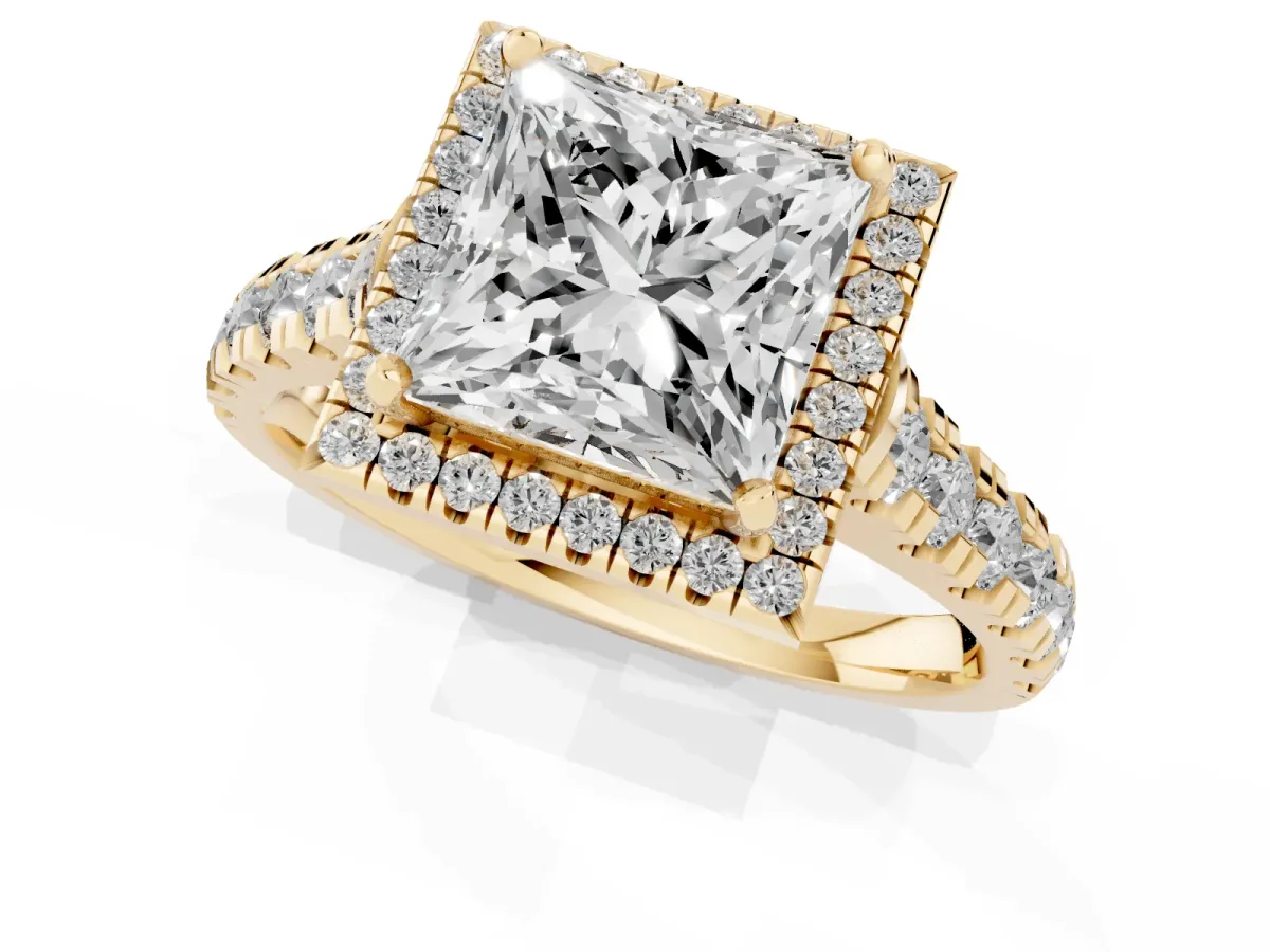 Princess Cut Halo Pavé Diamond Engagement Ring with Four-Prong Setting Yellow gold