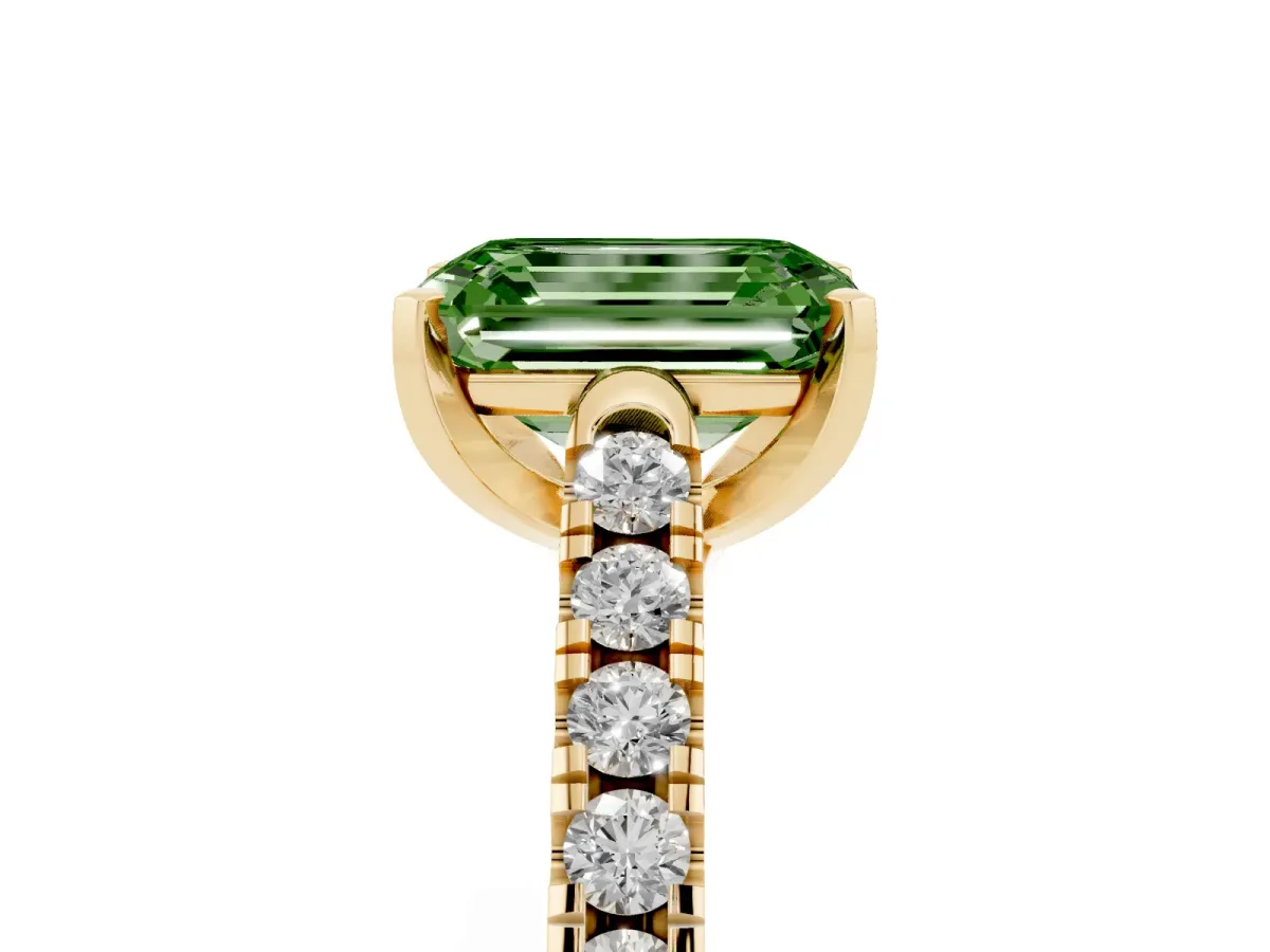 Fancy Green Emerald Cut Diamond Pavé Band Solitaire Ring with Prong Setting Yellow gold