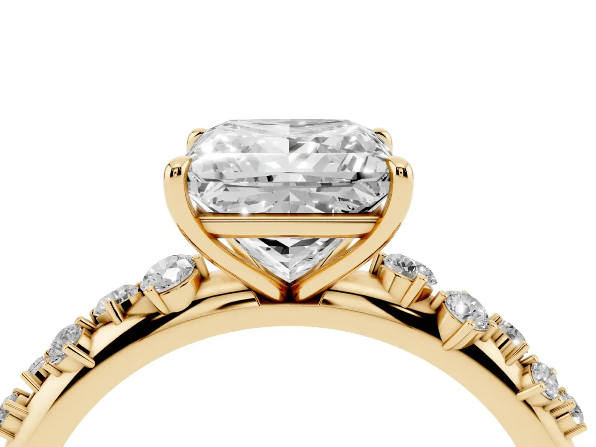 Princess Cut Diamond Cluster Prong-Set Solitaire Ring Yellow gold