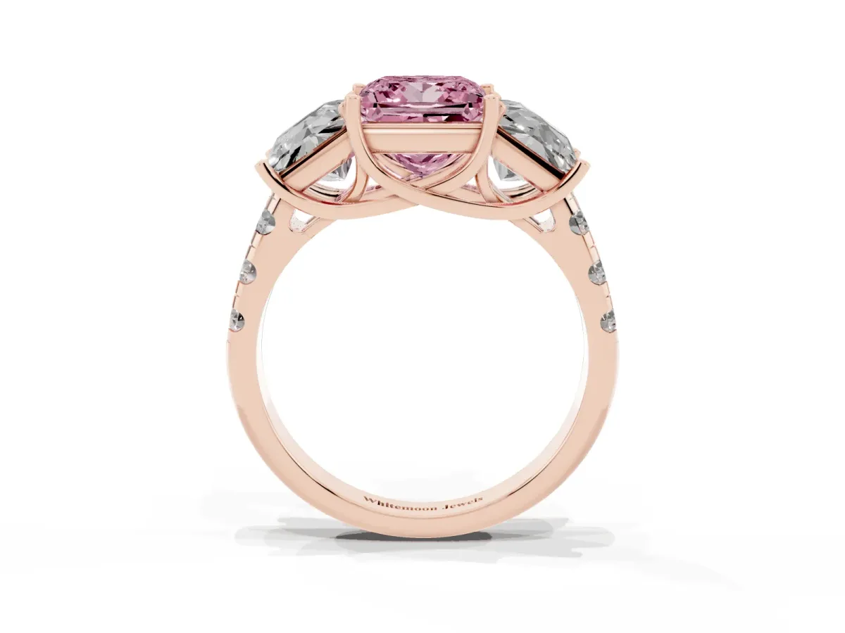 Fancy Pink Three-Stone Princess Cut Diamond Pavé Band with Prong Setting Rose gold