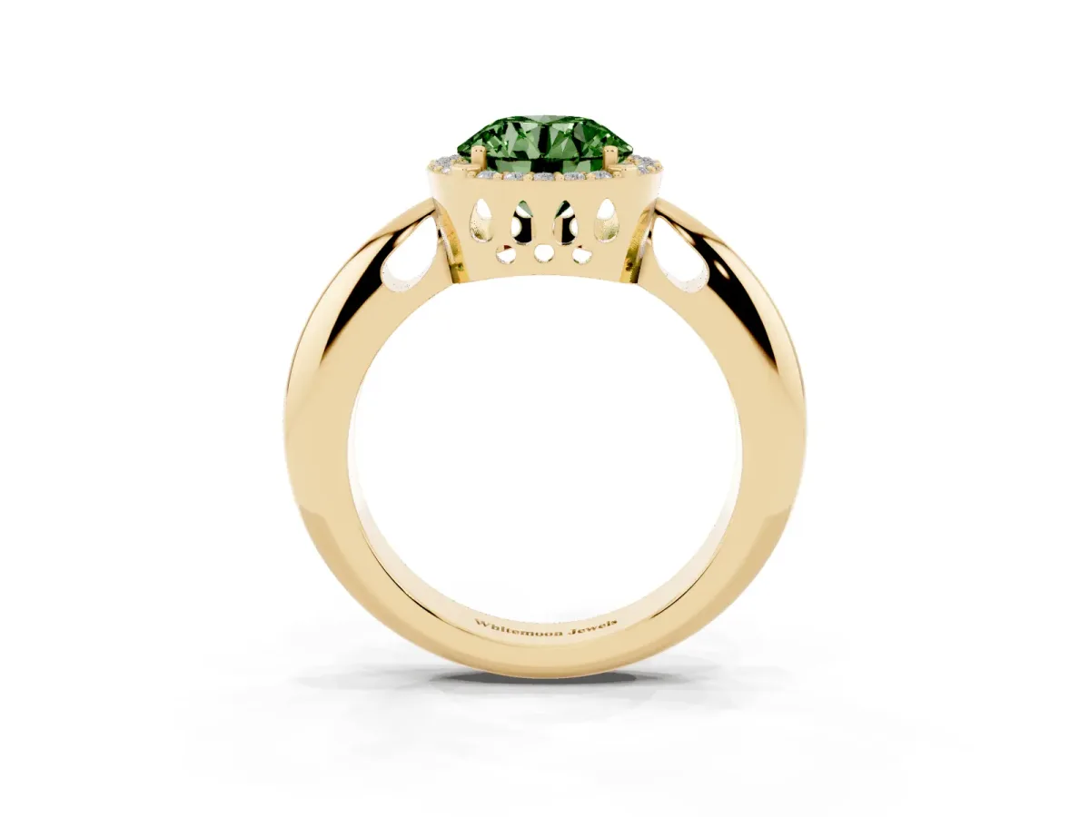 Fancy Green Round Cut Cut Diamond Halo Engagement Ring with Split Shank and Four-Prong Setting Yellow gold