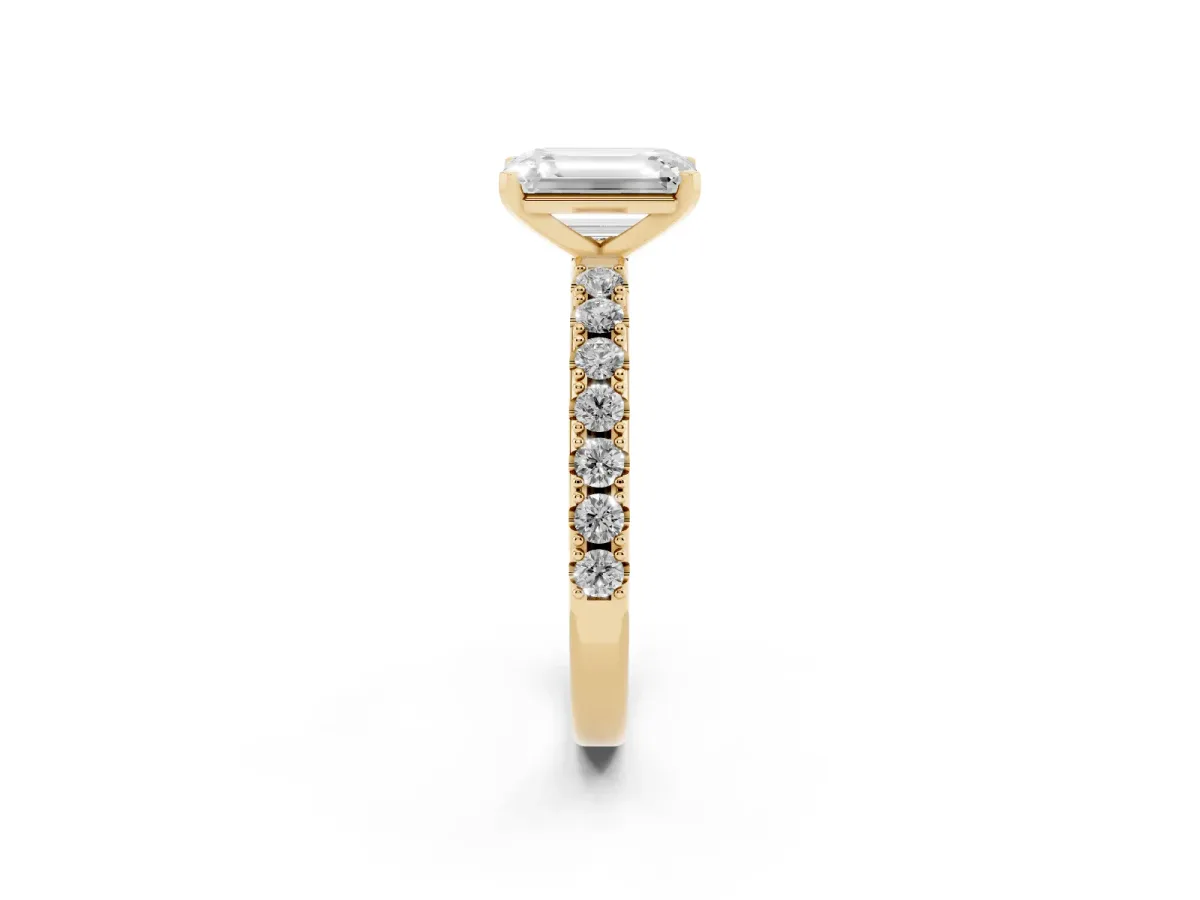 Emerald Cut Diamond Solitaire Pavé Band with Four-Prong Setting Yellow gold