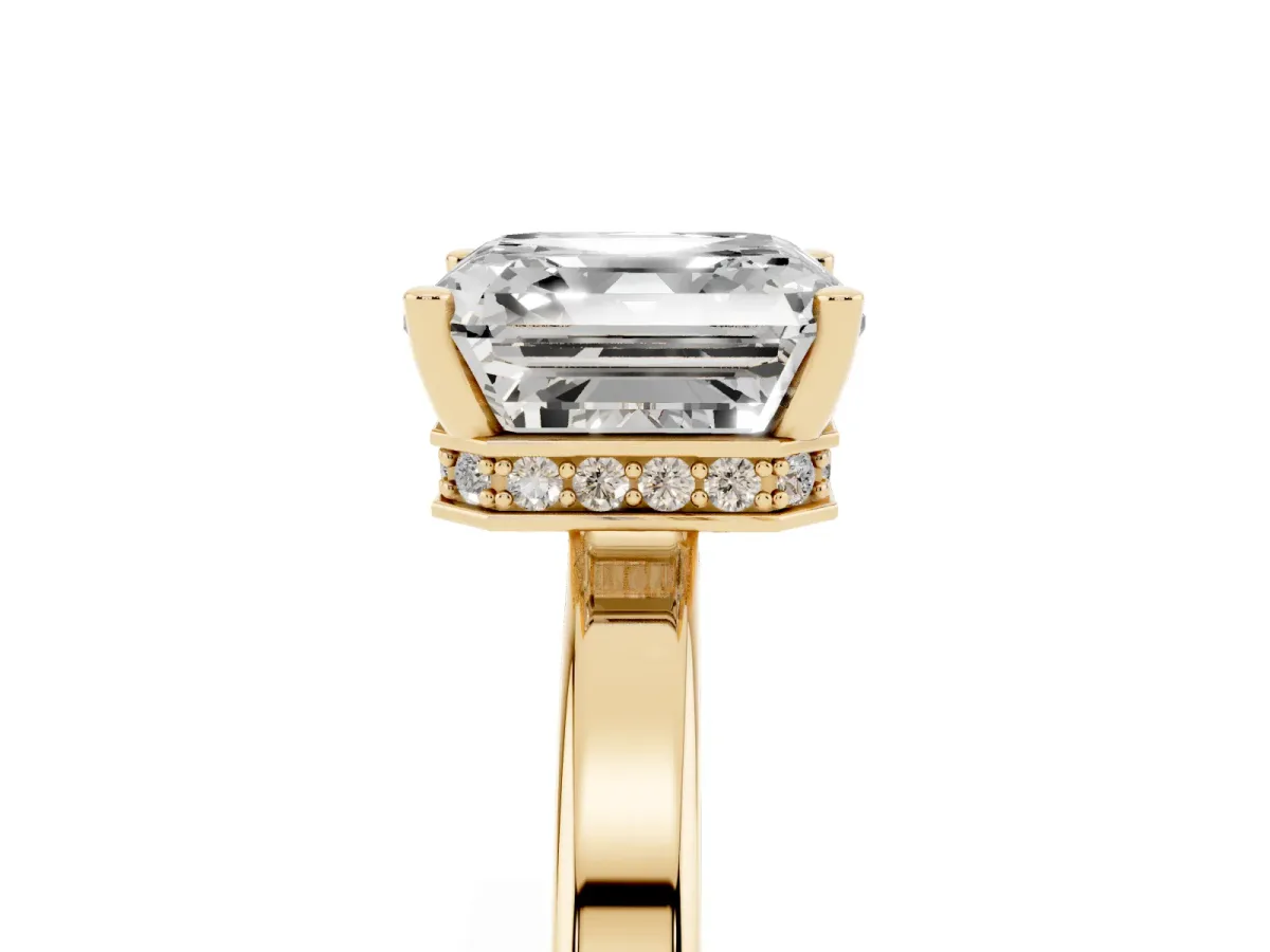 Asscher Cut Cut Solitaire Engagement Ring with Four-Prong Setting on a Classic Band Yellow gold