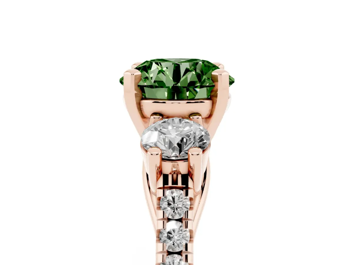 Fancy Green Three-Stone Round Cut Diamond Pavé Band with Four-Prong Setting Rose gold