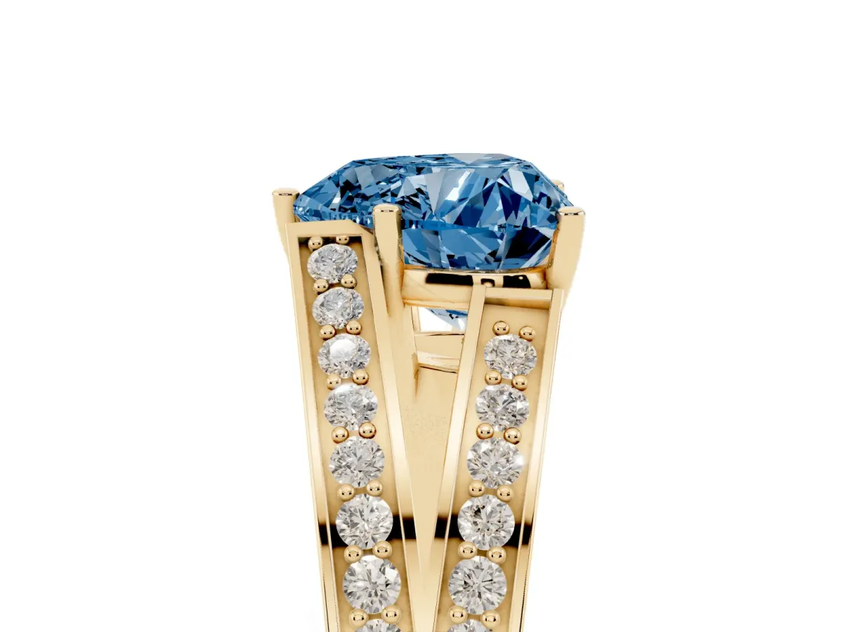Fancy Blue Heart Cut Diamond Split Shank Ring with Pavé Band and Four-Prong Setting Yellow gold