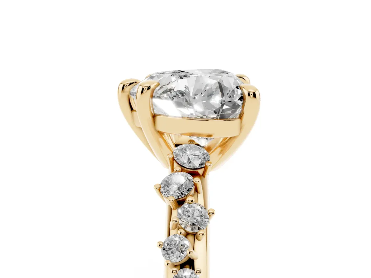 Heart Cut Cut Diamond Vine Band with Four-Prong Setting Yellow gold
