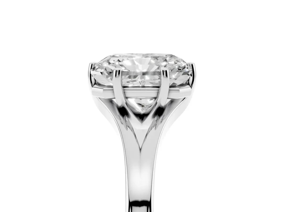 Radiant Cut Solitaire Diamond Ring with Six-Prong Setting and Tapered Band Platinum