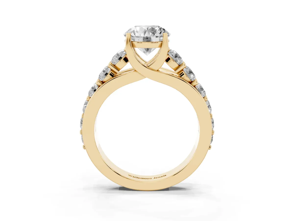 Round Cut Diamond Engagement Ring with Pavé Band and Four-Prong Setting Yellow gold
