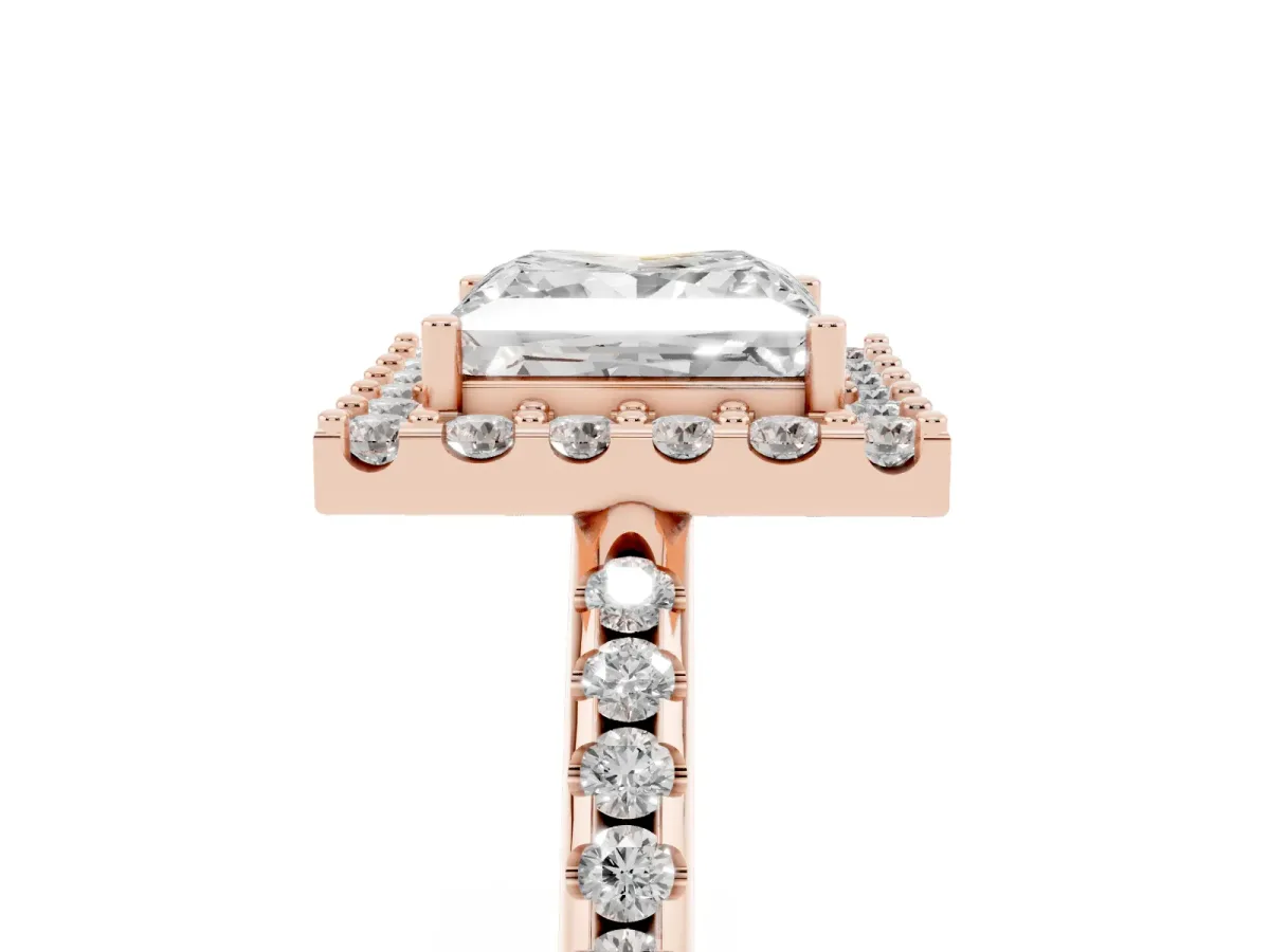 Princess Cut Diamond Pavé Halo Ring with Four-Prong Setting Rose gold
