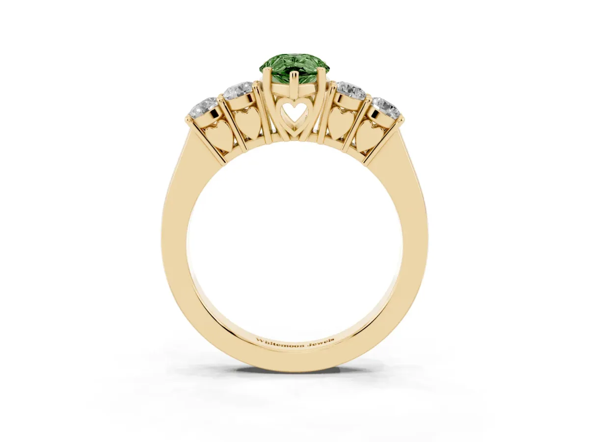 Fancy Green Pear Cut Cut Diamond Five-Stone Prong Set White Gold Ring Yellow gold