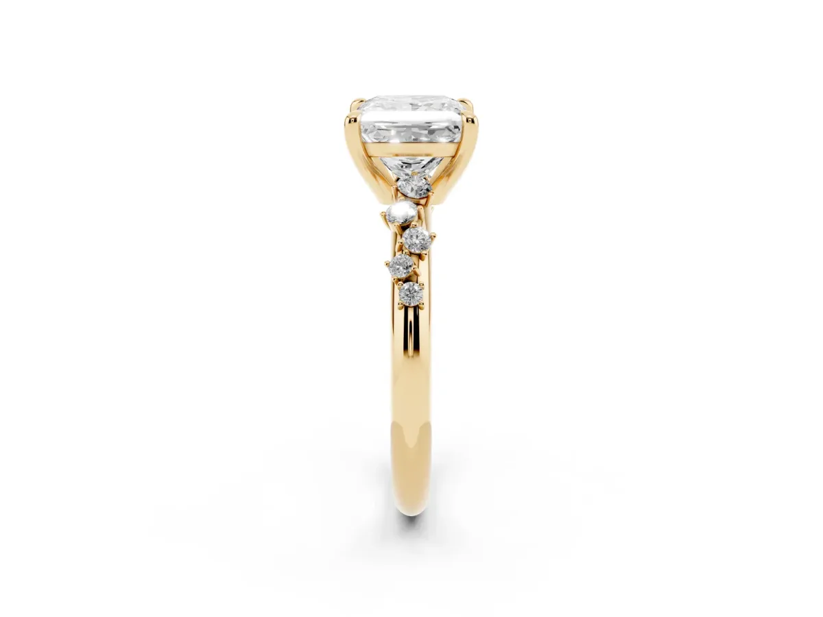 Princess Cut Cut Diamond Vine Band with Four-Prong Setting Yellow gold