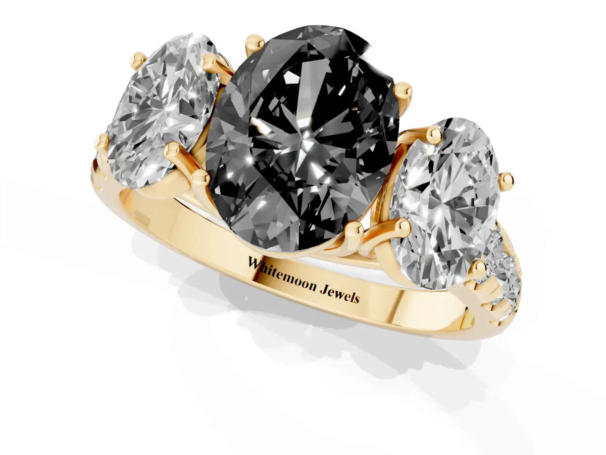 Fancy Black Three-Stone Oval Cut Diamond Pavé Band with Prong Setting Yellow gold