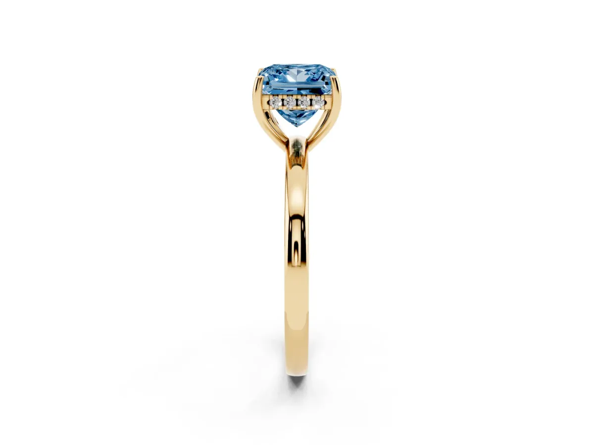 Fancy Blue Princess Cut Solitaire Diamond Ring with Prong Setting and Plain Band Yellow gold