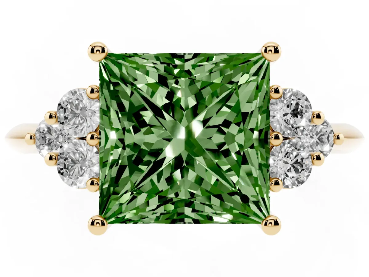Fancy Green Princess Cut Cut Diamond Cluster Ring with Solitaire Band and Four-Prong Setting Yellow gold