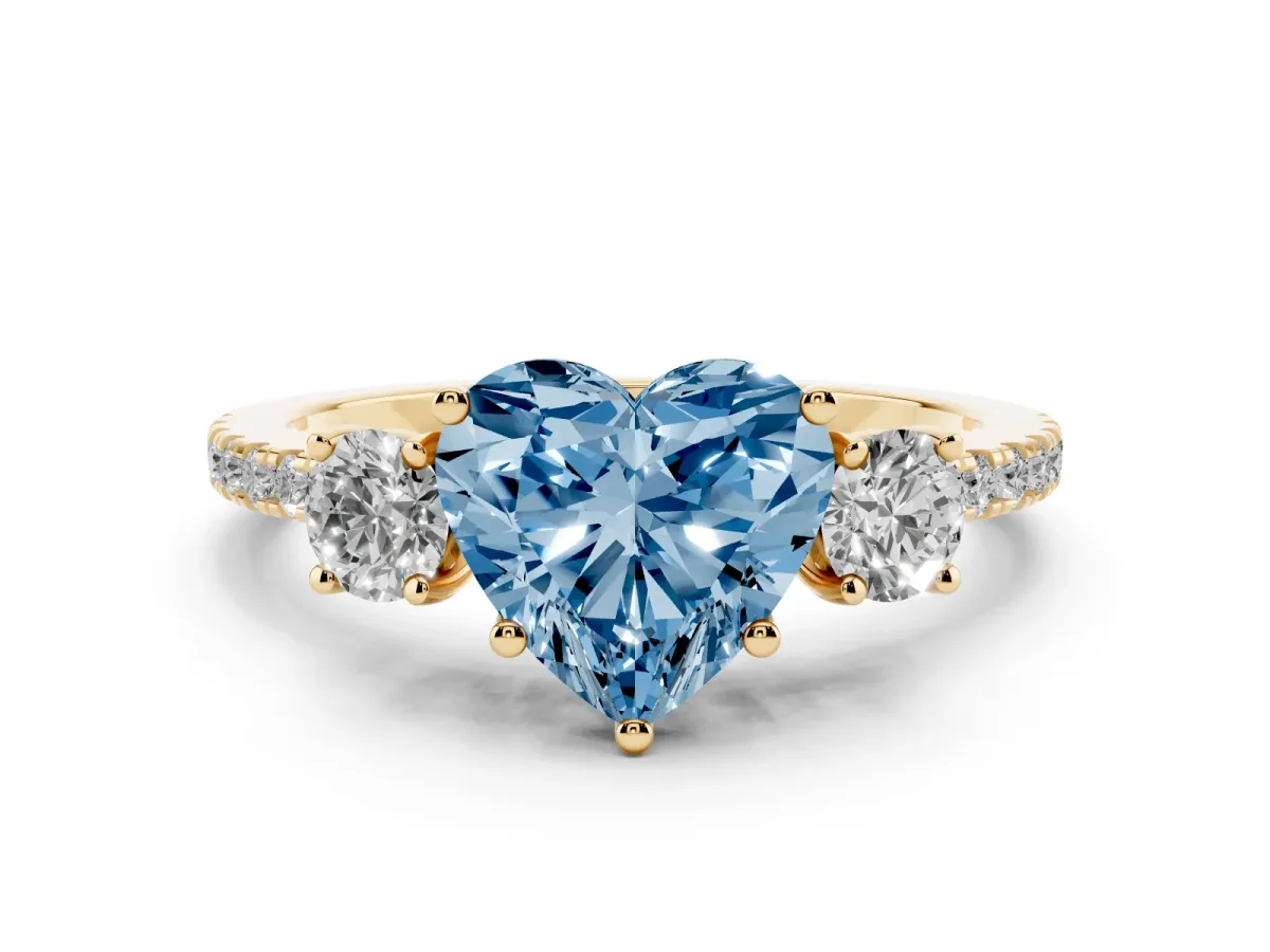Fancy Blue Three-Stone Heart Cut Cut Diamond Pavé Band with Prong Setting Yellow gold