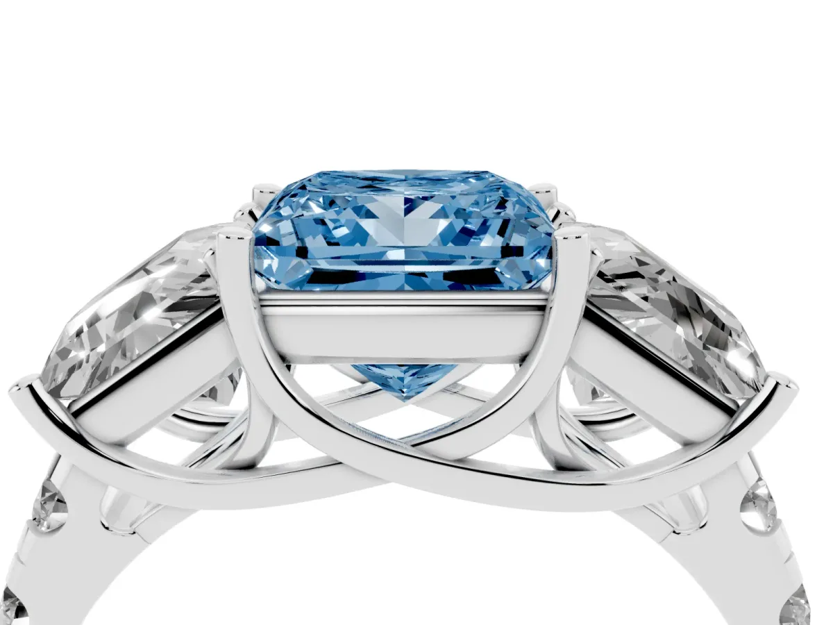 Fancy Blue Three-Stone Princess Cut Diamond Pavé Band with Prong Setting Silver