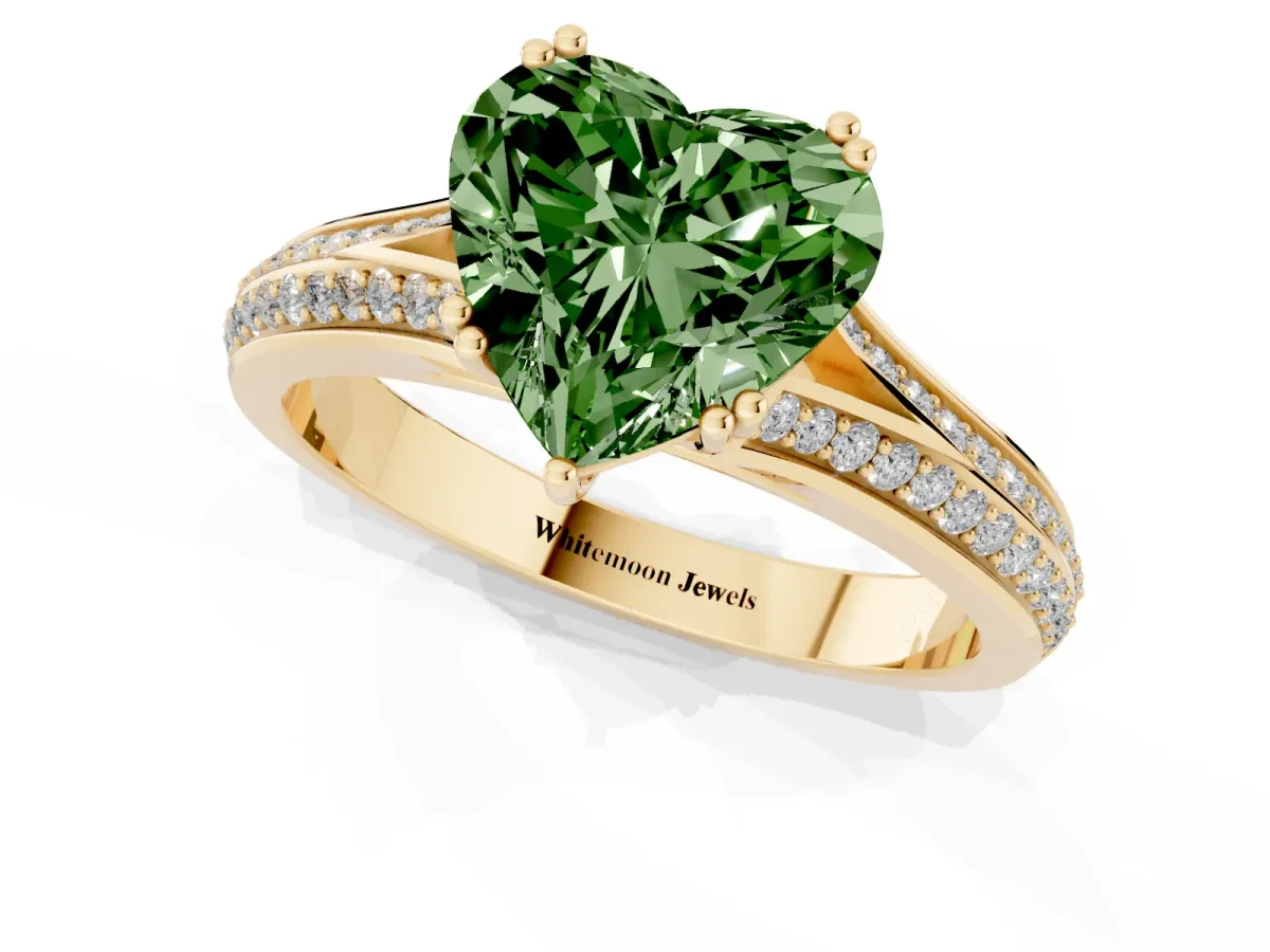 Fancy Green Heart Cut Diamond Split Shank Engagement Ring with Pavé Band Yellow gold