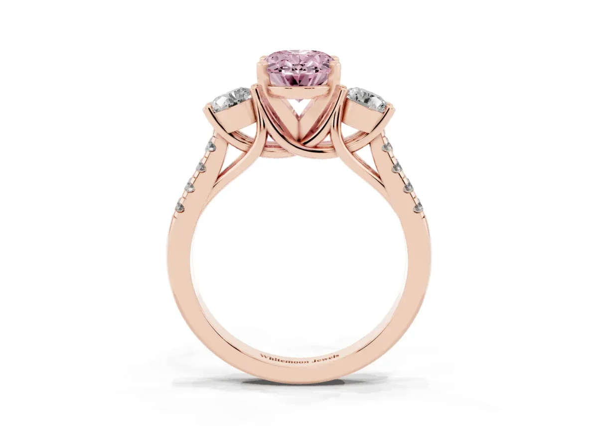 Fancy Pink Three-Stone Oval Cut Diamond Pavé Band with Four-Prong Setting Rose gold