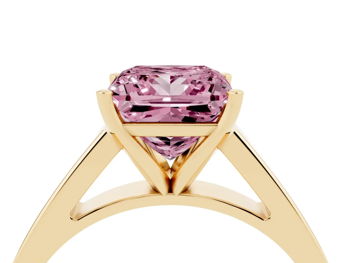 Fancy Pink Princess Cut Solitaire Engagement Ring with Four-Prong Setting and Tapered Band Yellow gold