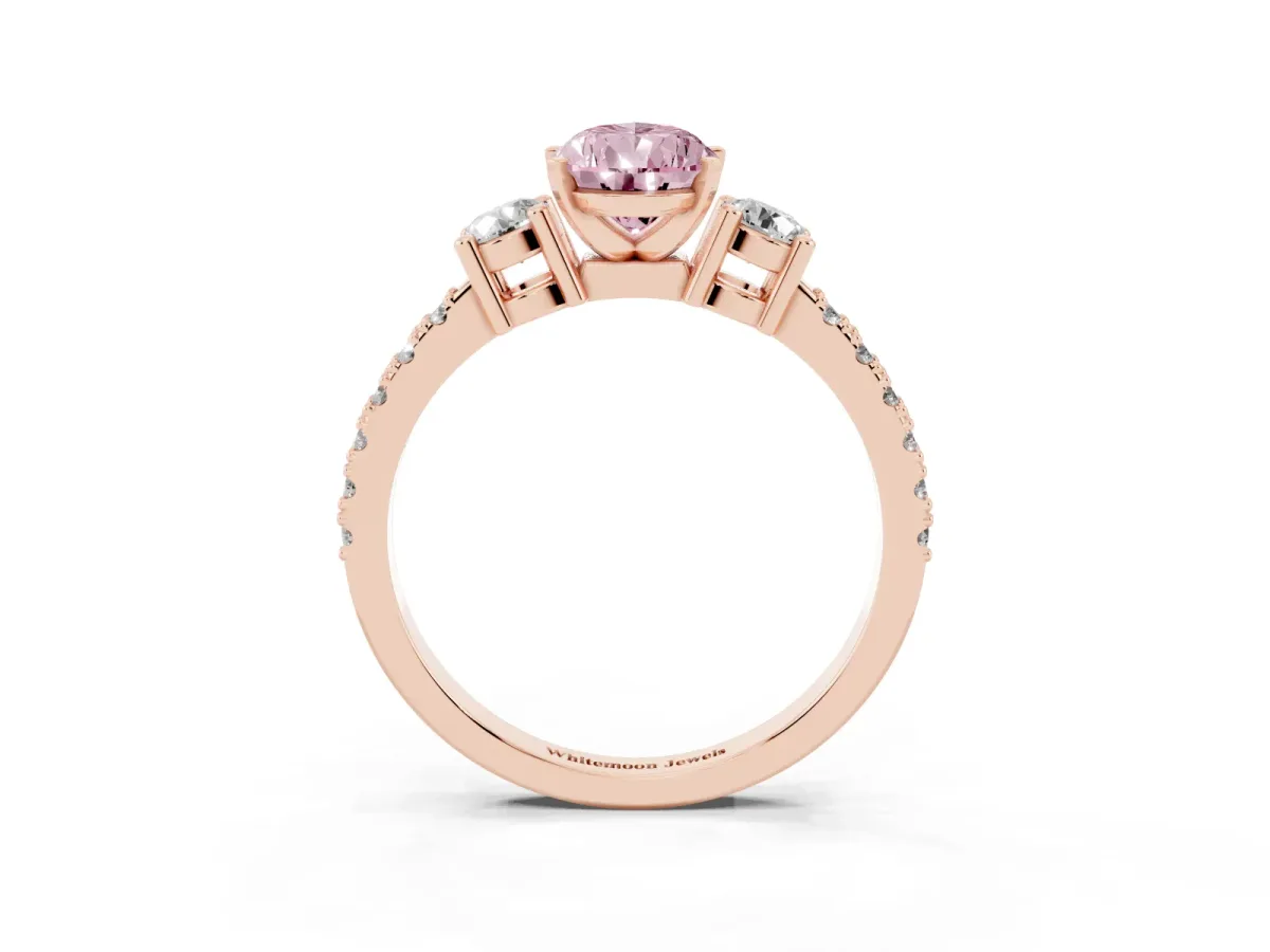 Fancy Pink Pear Cut Three-Stone Diamond Pavé Band with Prong Setting Rose gold