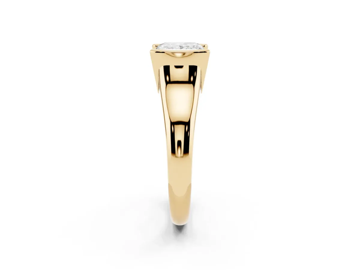 Princess Cut Solitaire Tension Set Diamond Ring with Split Shank Band Yellow gold