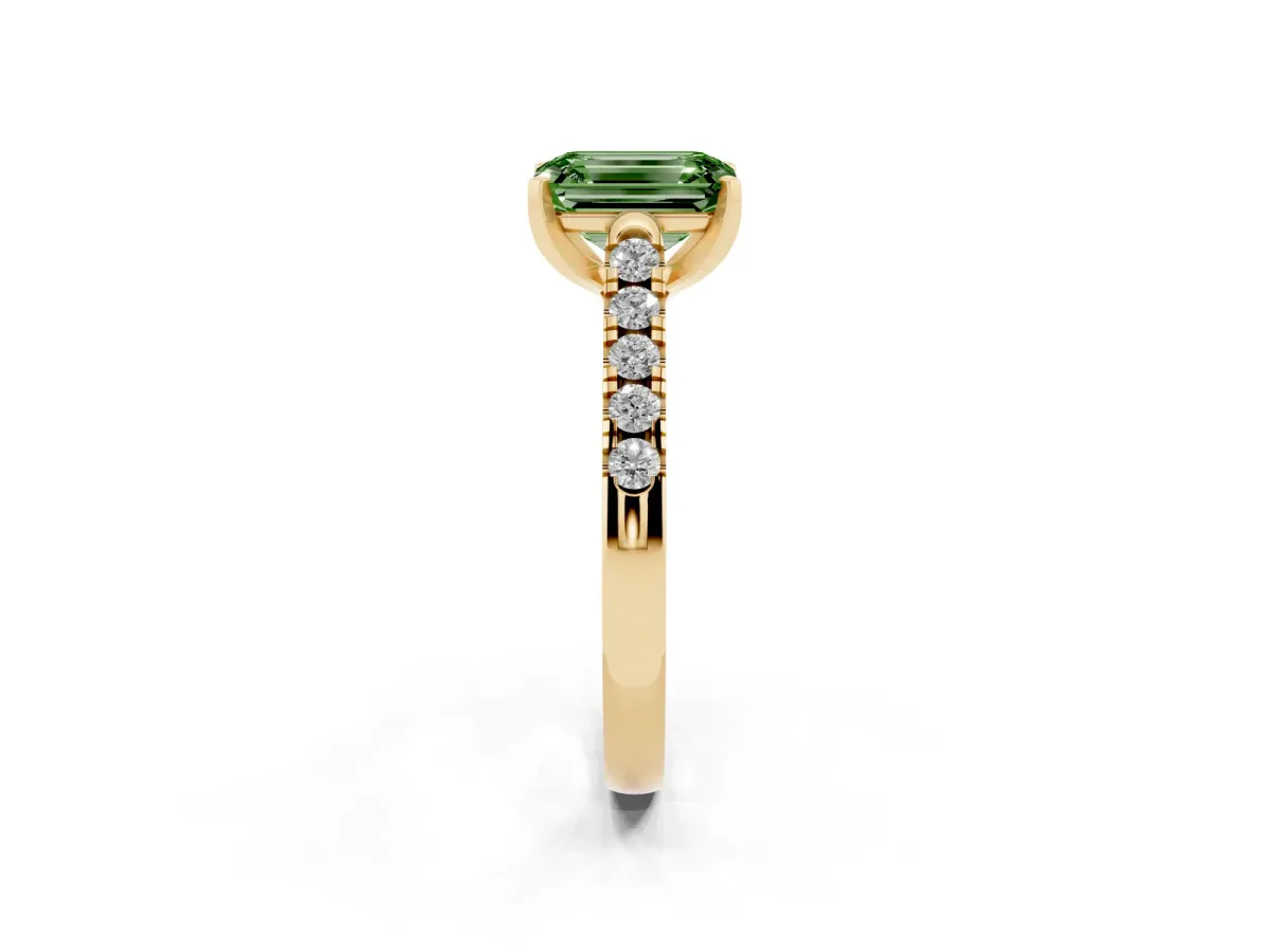 Fancy Green Emerald Cut Diamond Pavé Band Solitaire Ring with Prong Setting Yellow gold