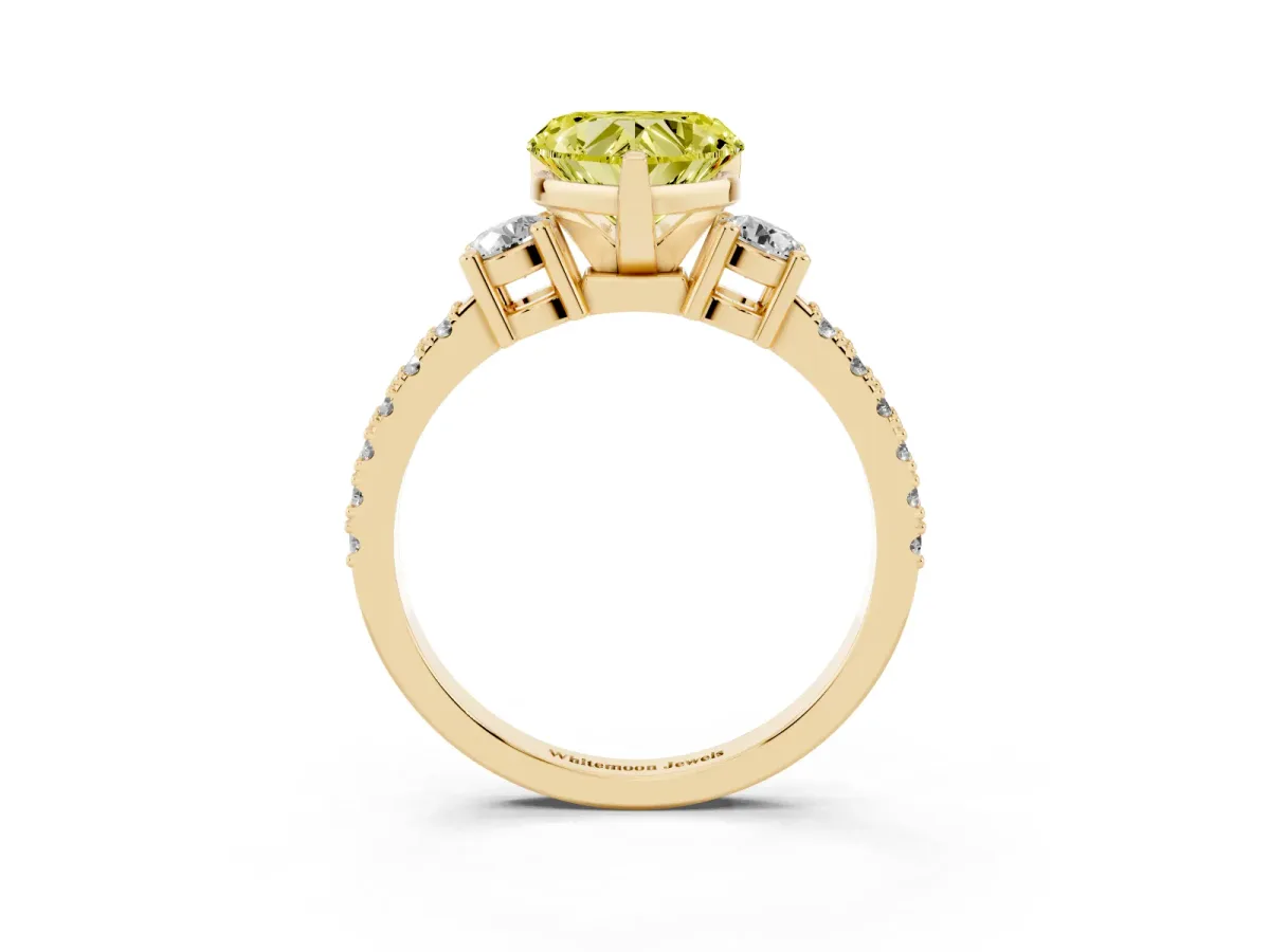 Fancy Yellow Heart Cut Three-Stone Diamond Pavé Band with Prong Setting Yellow gold