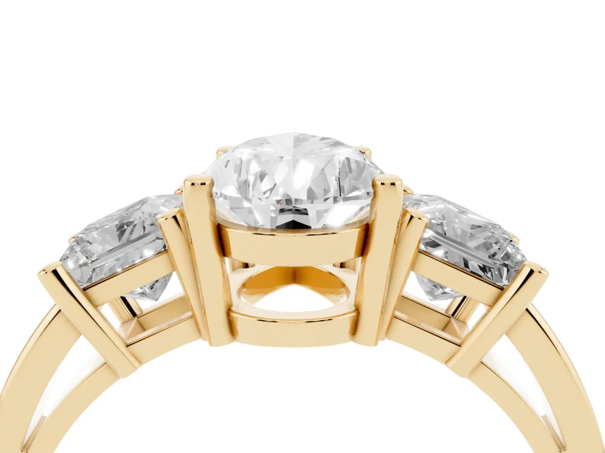 Three-Stone Pear Cut Cut Solitaire Ring with Prong Setting Yellow gold