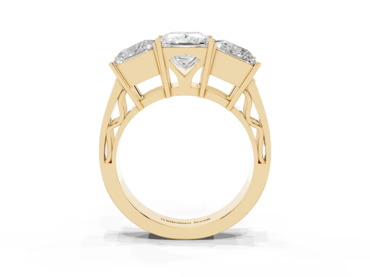 Princess Cut Diamond Three-Stone Ring with Prong Setting and Textured Band Yellow gold