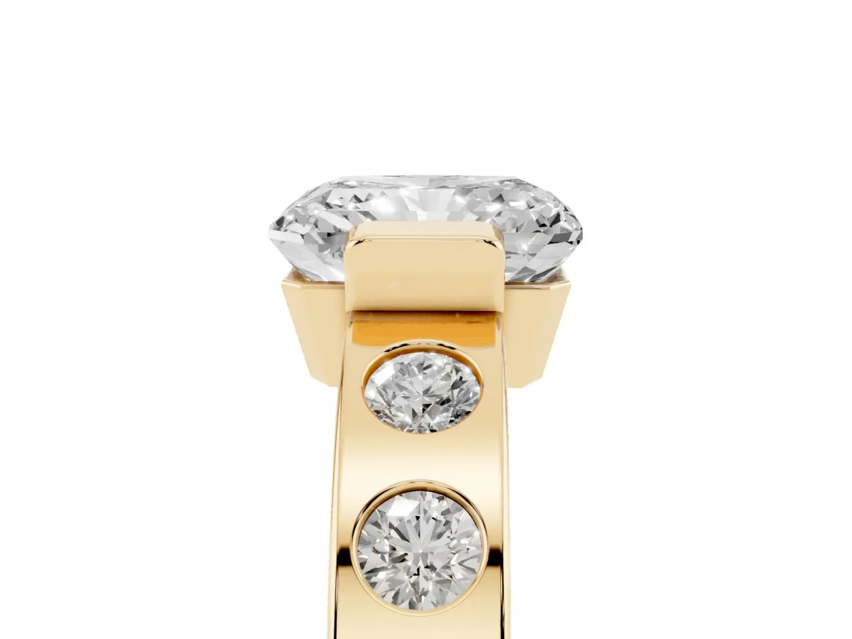 Radiant Cut Brilliant Channel-Set Diamond Ring with Bezel Prong Setting Yellow gold