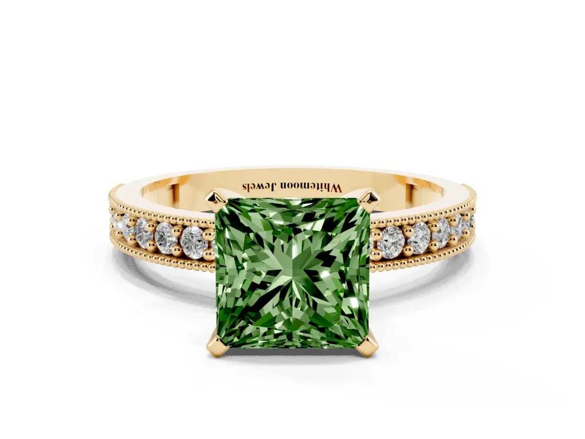 Fancy Green Princess Cut Diamond Milgrain Pavé Engagement Ring with Four-Prong Setting Yellow gold