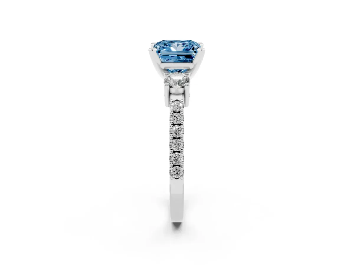Fancy Blue Princess Cut Three-Stone Diamond Pavé Band with Prong Setting Silver