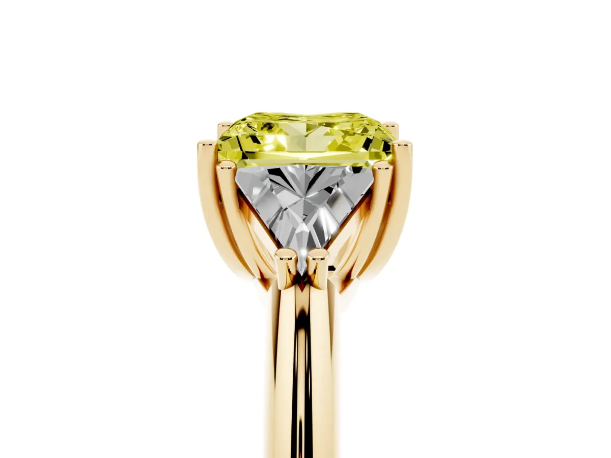 Fancy Yellow Three-Stone Princess Cut Diamond Engagement Ring with Trillion Side Stones and Prong Setting Yellow gold
