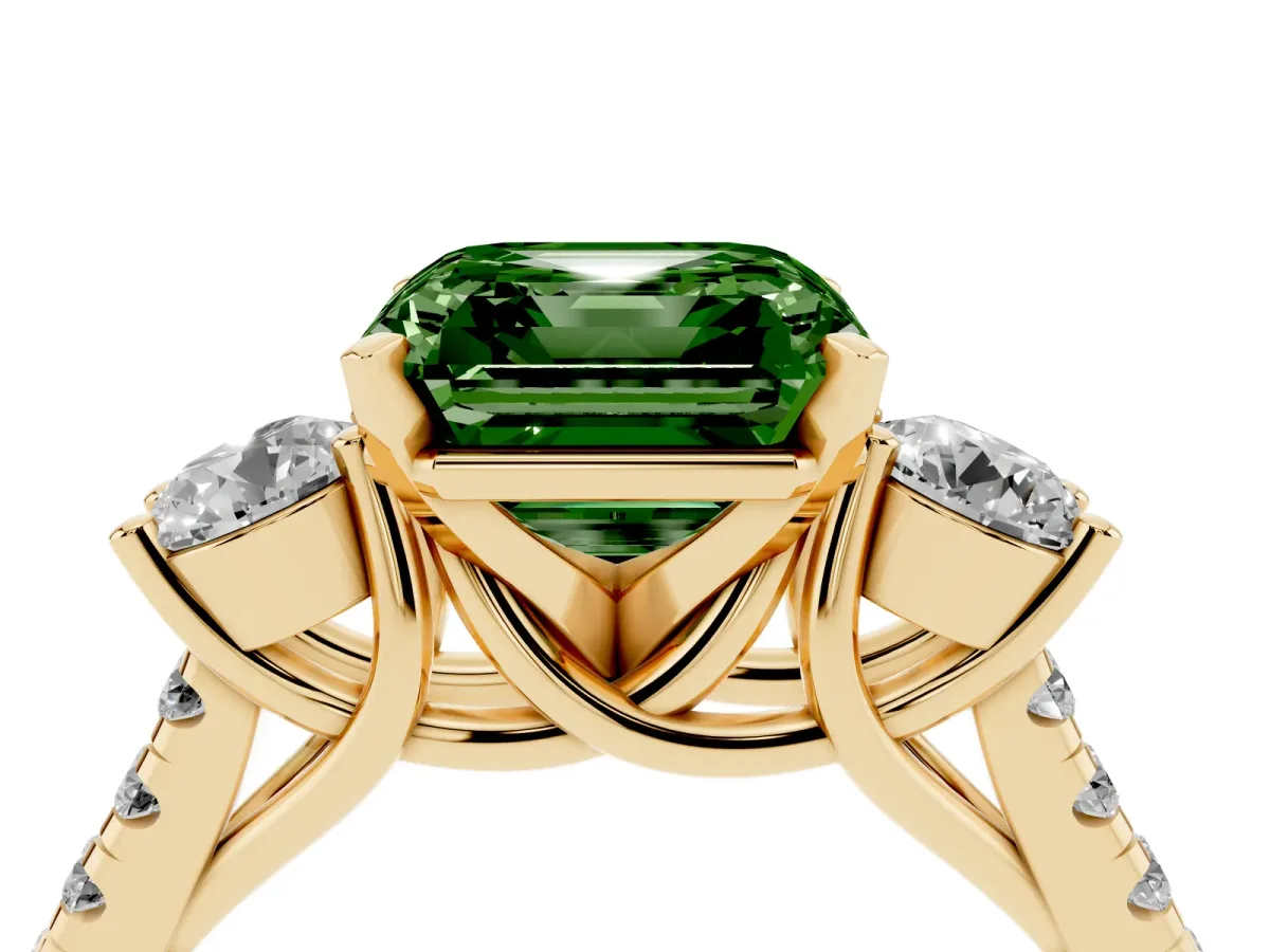Fancy Green Three-Stone Asscher Cut Diamond Pavé Band with Four-Prong Setting Yellow gold