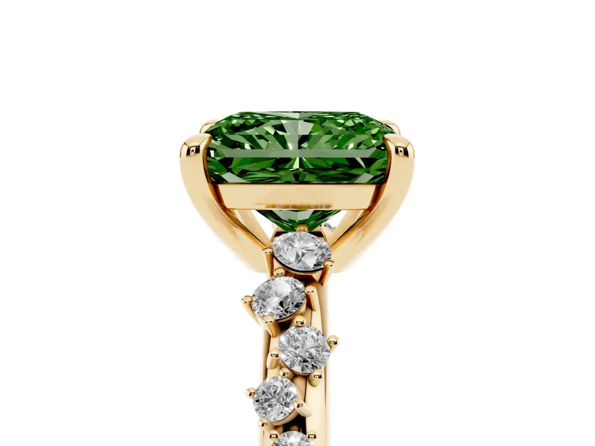Fancy Green Radiant Cut Cut Diamond Vine Band with Four-Prong Setting Yellow gold