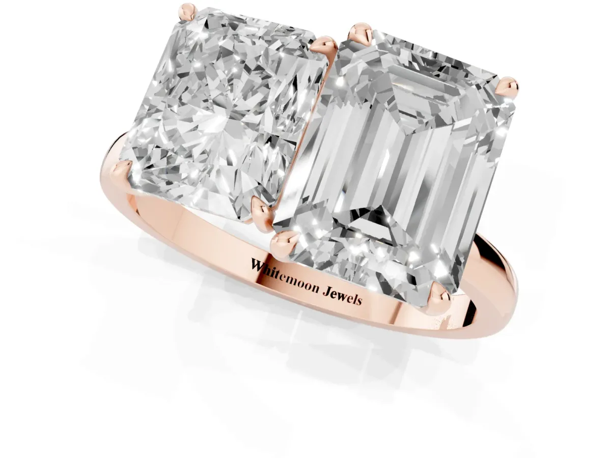 Radiant Cut and Emerald Cut Toi Moi Ring with Prong Setting Rose gold