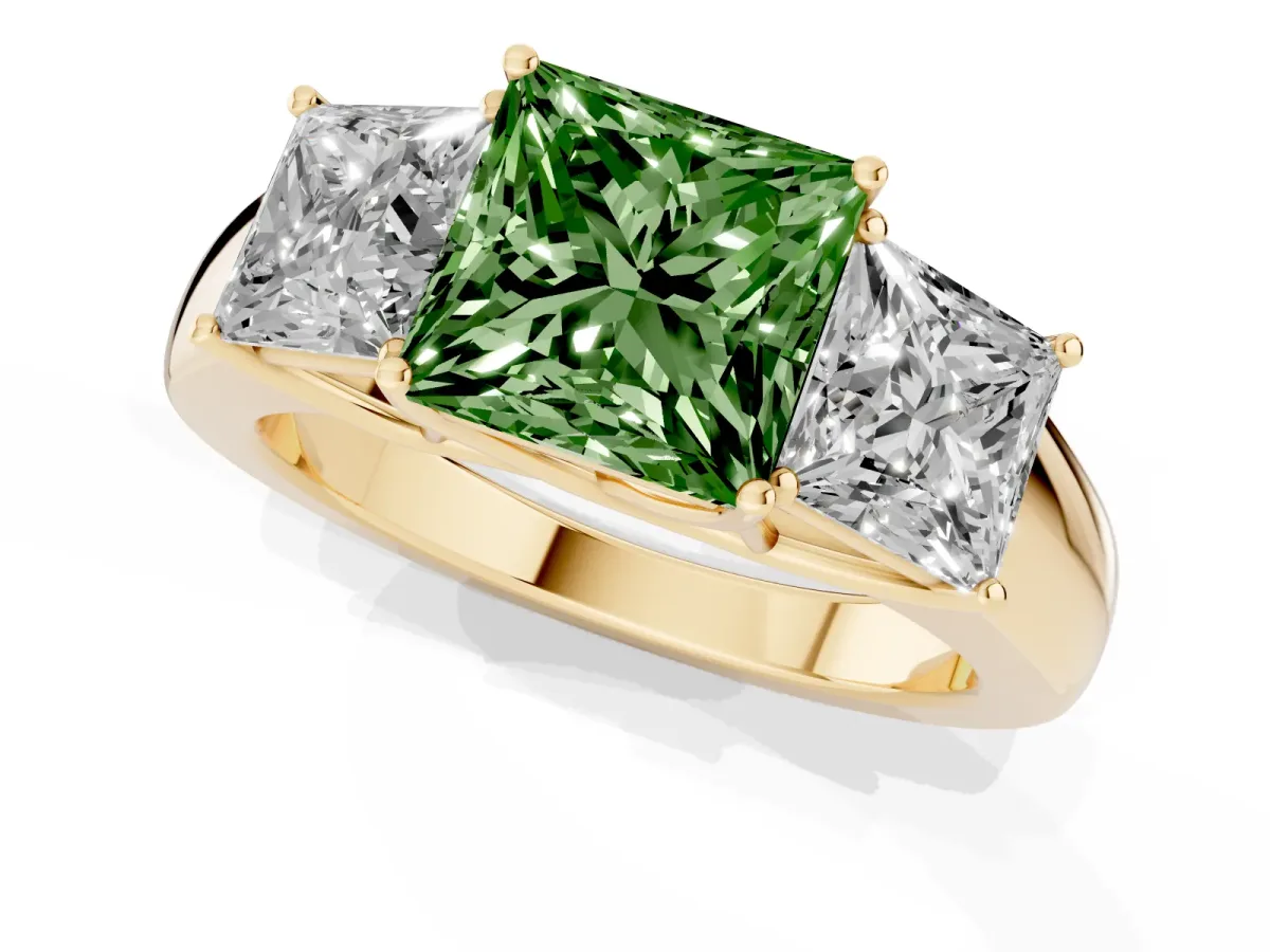 Fancy Green Three-Stone Princess Cut Cut Diamond Ring with Prong Setting and Classic Band Yellow gold