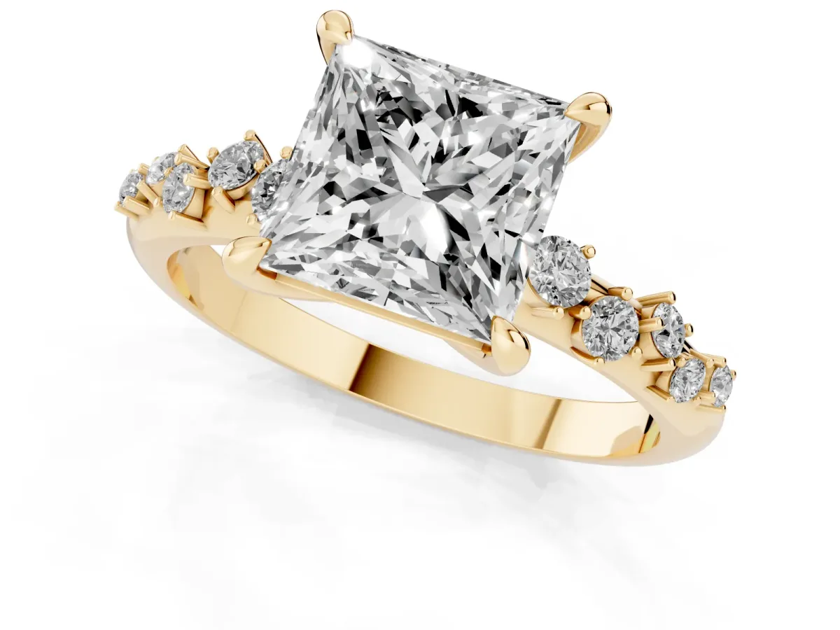Princess Cut Cut Diamond Vine Band with Four-Prong Setting Yellow gold